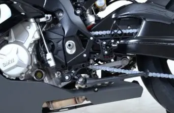 Podnóżki regulowane RG RACING BMW S1000RR 15- ZESTAW BLACK Łatwy zwrot