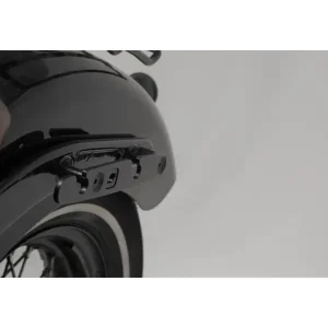 Stelaż boczny SLH SW-MOTECH Harley-Davidson Softail Slim 1690 (FLS/S) (12-17) [na lewą stronę] Kup teraz