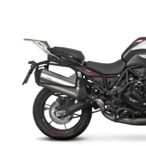 Zamów teraz Stelaż Shad 4P pod aluminiowe kufry boczne oraz sakwy TERRA do Benelli TRK 702/ X (23-)