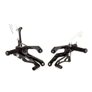 Oferta Zestaw regulowanych podnóżków z dźwigniami GILLES FXR-Y05-CUP Yamaha YZF-R3 (15-)/ MotoGP Edition (20) czarny