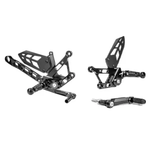 Oferta czasowa Zestaw regulowanych podnóżków z dźwigniami GILLES MUE2-Y03 Yamaha MT-10 (22-) / SP (22-) czarny