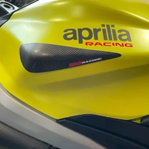 Zamów dziś Tankpady boczne antypoślizgowe R&G Racing Aprilia RS660 (21-24)/Tuono 660 (21-24)