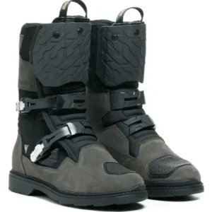 Super okazja Buty motocyklowe Dainese Overyond XT Gore-Tex czarno-szare